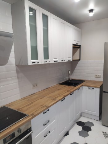 Модульная кухня Капри 2,7 м (Липа белый/Серый) в Саянском - sayanskij.mebel54.com | фото